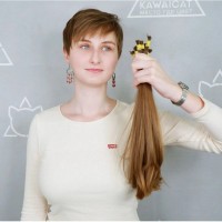 Салон краси у м.Дніпро купляє ДОРОГО ваше не фарбоване волосся від 35 см