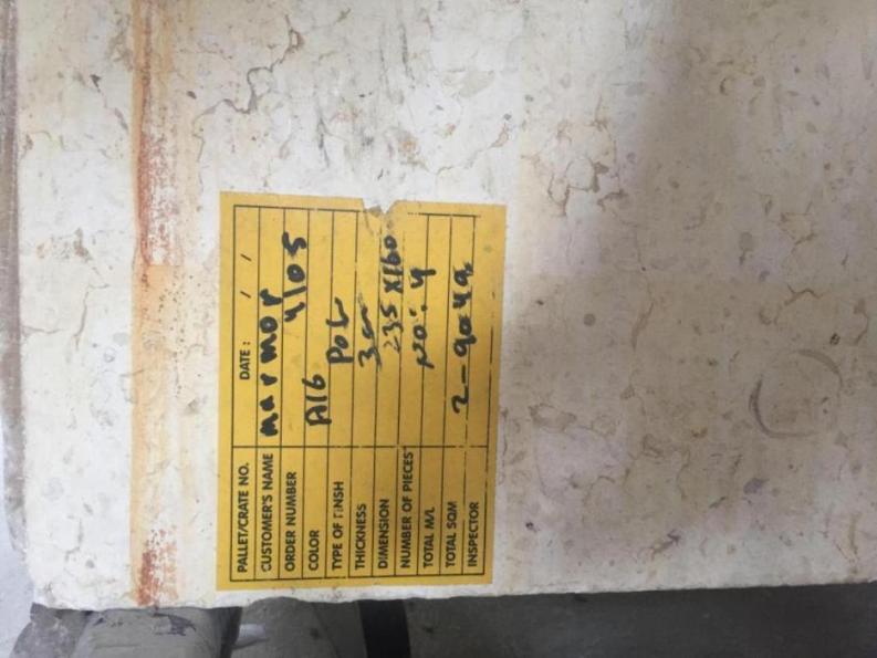 Фото 17. Мрамор и оникс из карьеров Италии и Испании в складе Киев