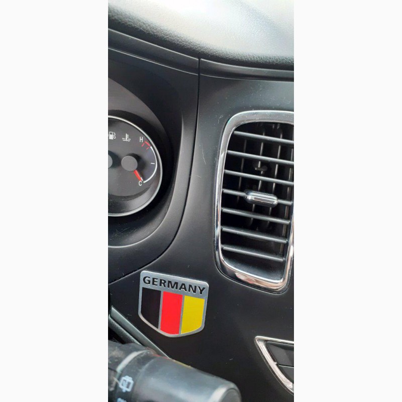 Фото 4. Наклейки на авто Флаг Германии алюминиевые на авто-мото