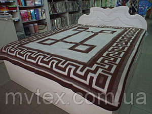 Фото 7. Жаккардовые одеяла и пледы