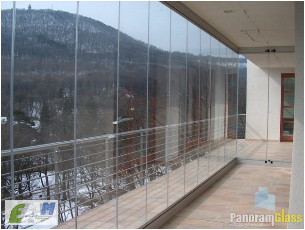 Фото 4. Раздвижные окна для беседок, балконов, веранд