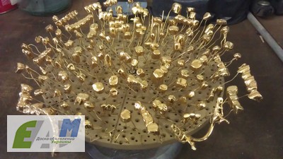 Фото 10. Вакуумные установки для нанесения покрытий под золото на зубные протезы из Беларуси
