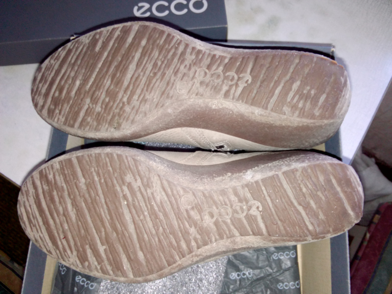 Фото 7. Ботинки женские ECCO