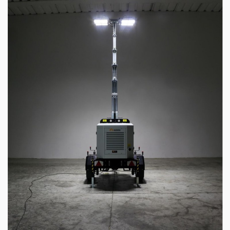 Фото 3. Освітлювальна вежа мачта дизель генератор серії BETA