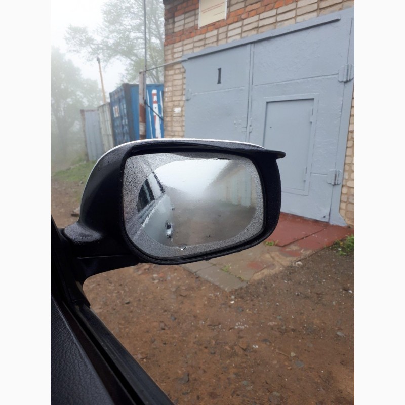 Фото 5. Пленка на зеркала авто против капель дождя Водонепроницаемая 150х100 мм