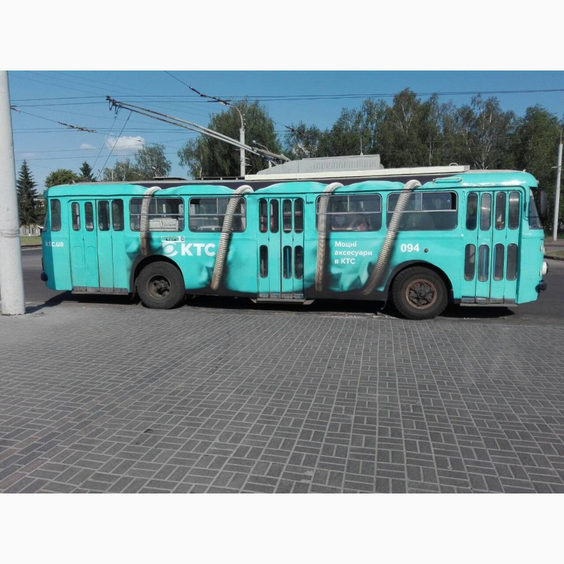 Фото 2. Брендування тролейбусів реклама на тролейбусах Рівне Західна Україна