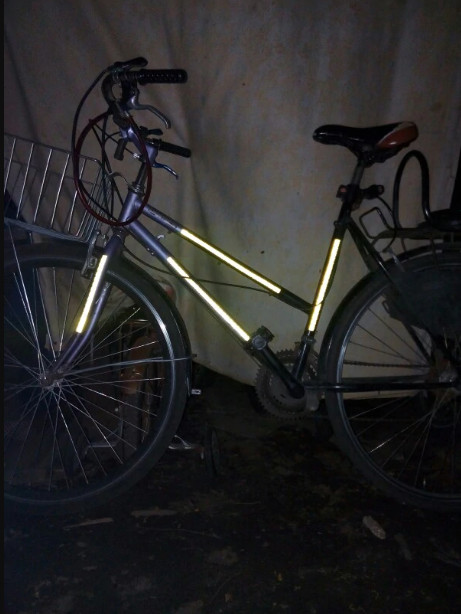 Фото 4. Светоотражающая полоска на велосипед длина 7.90 м. Белая