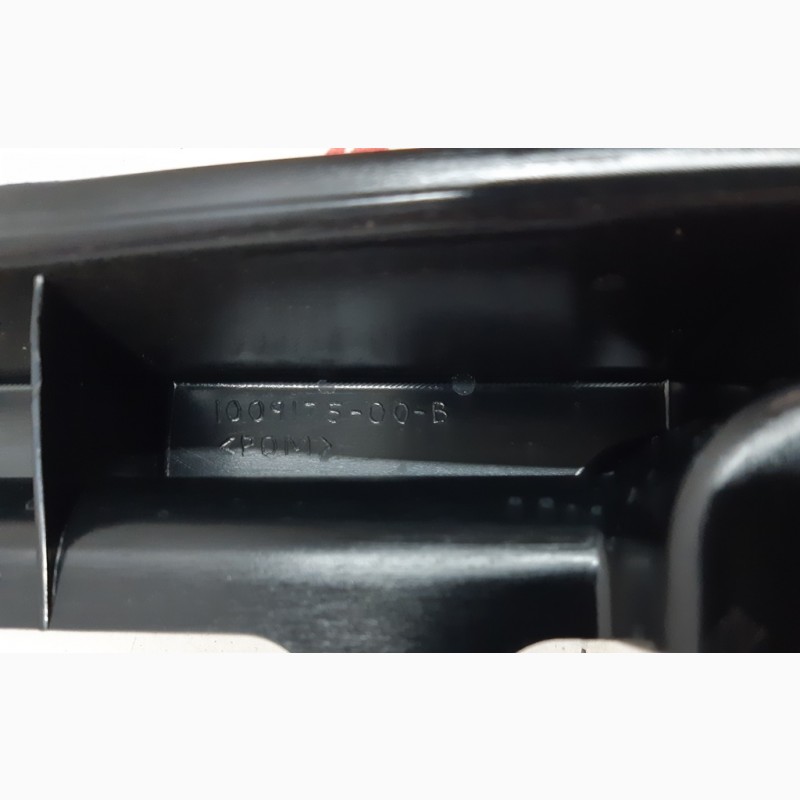 Фото 4. Крепление багажника заднее нижнее RWD Tesla model S 1009175-00-C 1009175-00