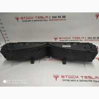 Воздуховод центрального радиатора RWD Tesla model S 1007256-00-K 1007256-00