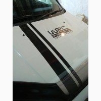 Наклейка на авто на капот две полосы + WRC Белая