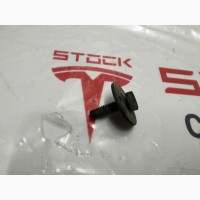 Болт HX M6x18 STL (88) ZNNI (BLK) MAT Tesla model 3 1083017-00-A 1083017-00