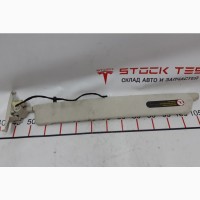 Козырёк солнцезащитный правый USD CRM NA COMMON Tesla model X 1108418-87-D