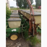 Продам сівалку точного висіву John Deere 7000