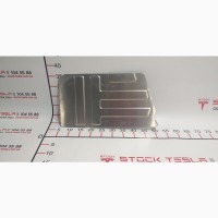 Крышка металлическая блока управления панорамным люком Tesla model S, model
