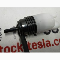 Насос бачка стеклоомывателя 3T5235 Tesla model X 1056772-00-A 1056772-00-A