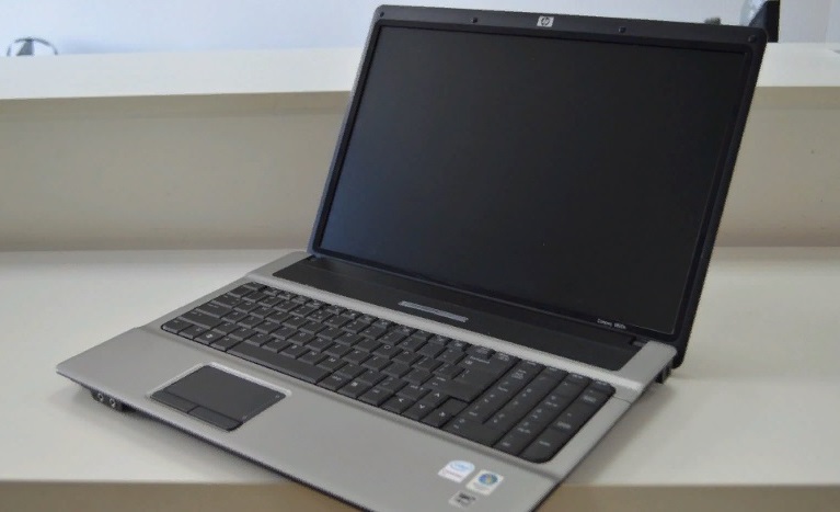 Фото 2. Большой и надежный ноутбук HP Compaq 6820s (батарея 1час)