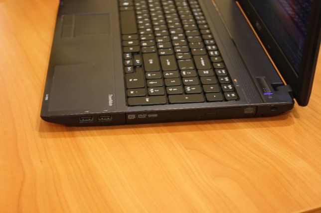 Фото 3. Отличный игровой ноутбук Acer Travelmate 5740G