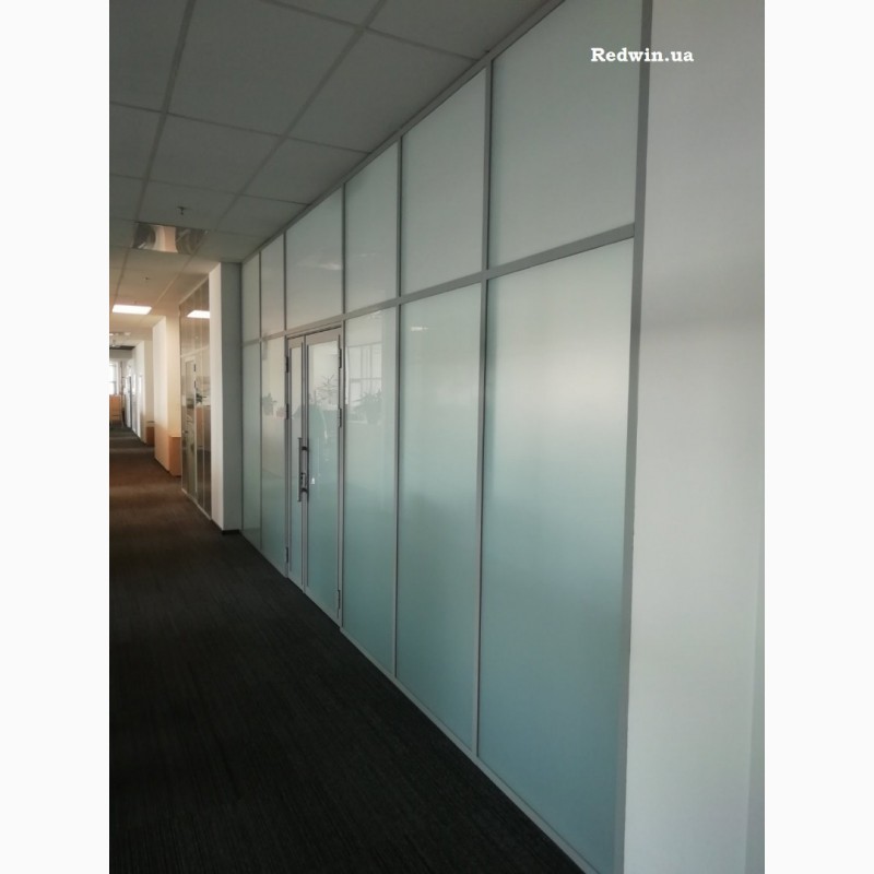 Фото 3. Офисные перегородки из алюминия со стеклом. Покраска, жалюзи, шумоизоляция